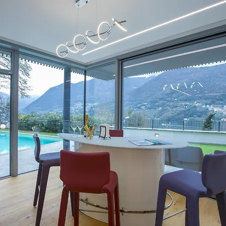 Eliza Villa Laglio